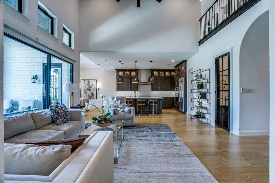 Building Photo - 7450 Zachery Dr
