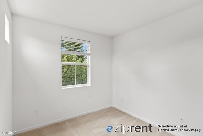 Building Photo - 3 br, 2.5 bath Condo - 2629 Northern Cross...