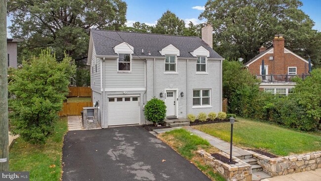 Building Photo - 535 N George Mason Dr