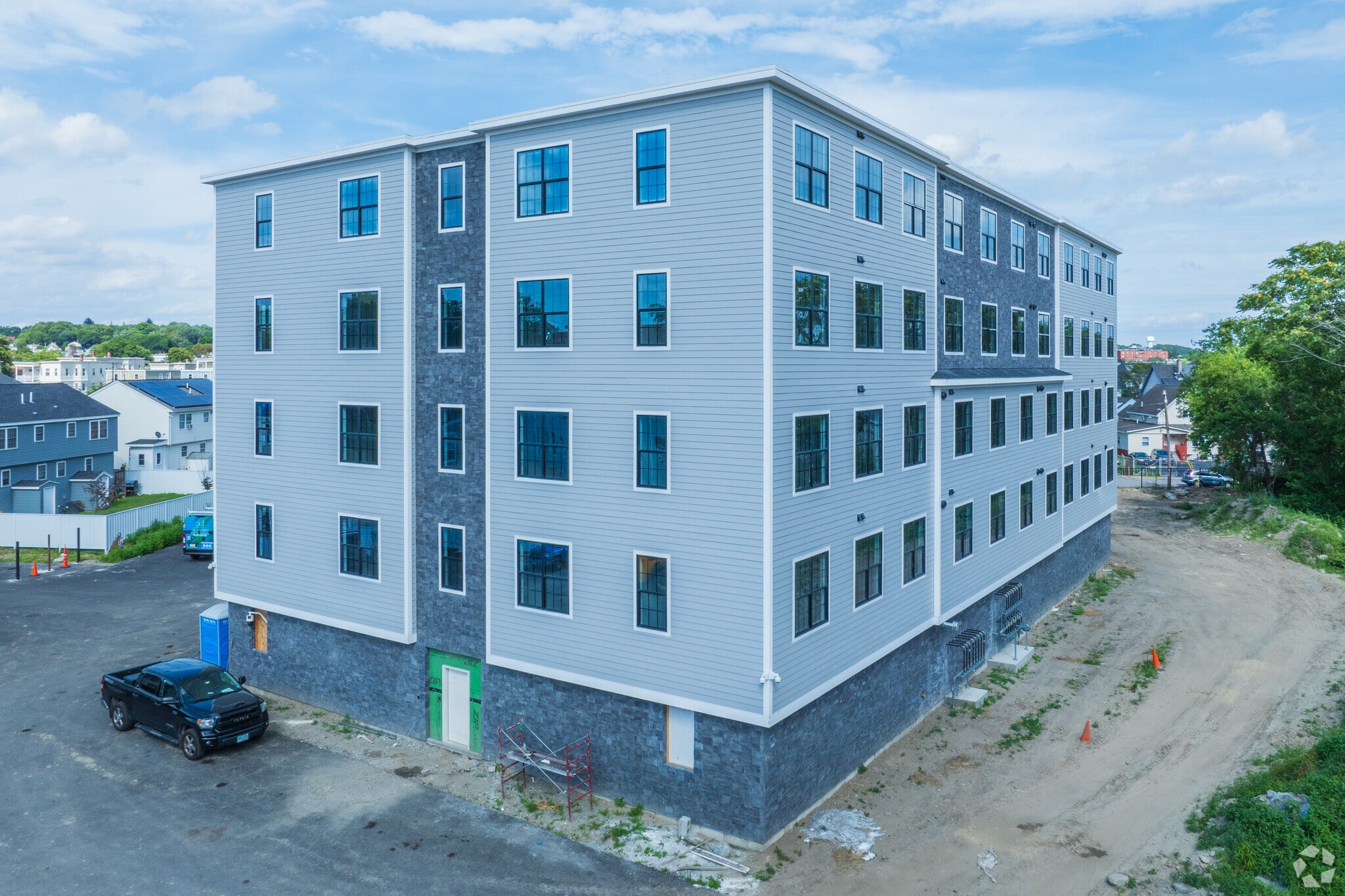 Building Photo - 354 Park