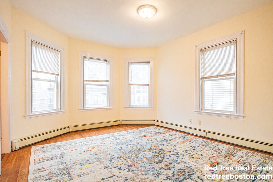 Building Photo - 103 Calumet St