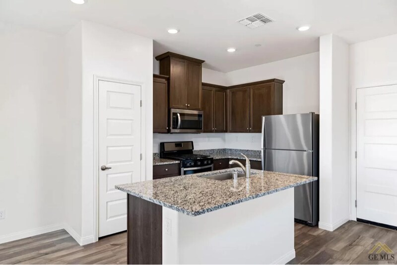 Building Photo - 5018 Anaconda Ave