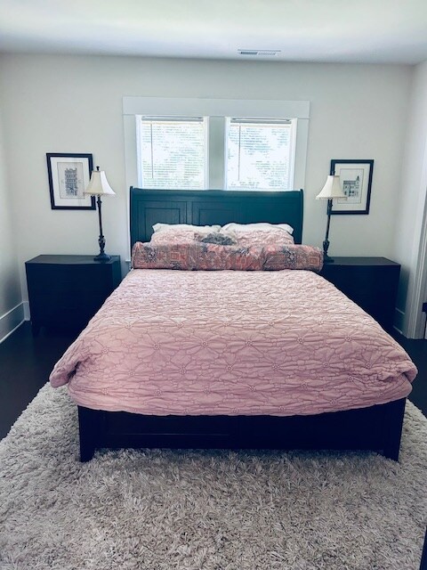 Building Photo - 9750 NW Rosaria Ave