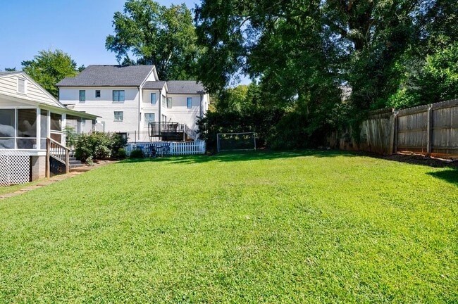 Building Photo - 65 Spruell Springs Rd