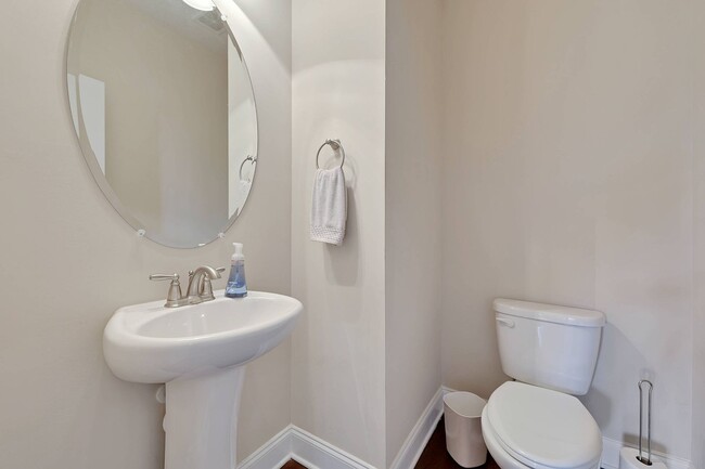 Building Photo - Sparkling clean 4 bedroom home in Spring H...