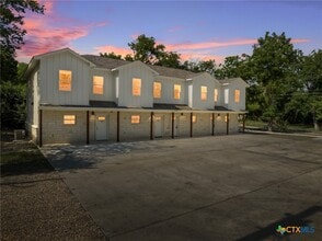 Building Photo - 209 S 18th St