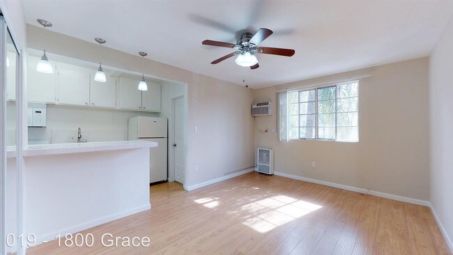 Interior Photo - 1800 Grace Ave