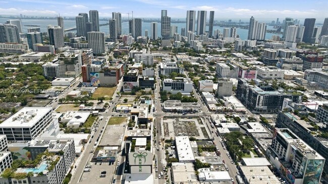 Building Photo - 2700 NW 2nd Ave