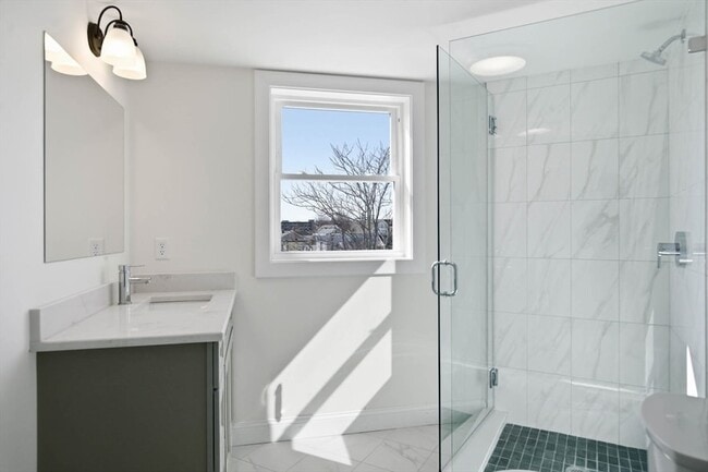 Building Photo - 23 Blake St