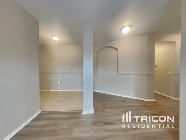 Building Photo - 1401 Horseshoe Bend Ct