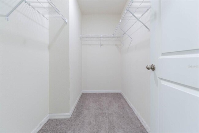 Building Photo - 5358 Woodridge Ln