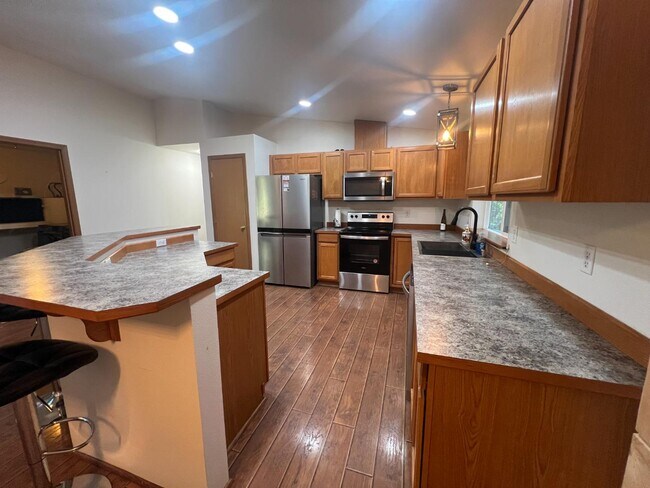 Building Photo - 17705 74th St NW