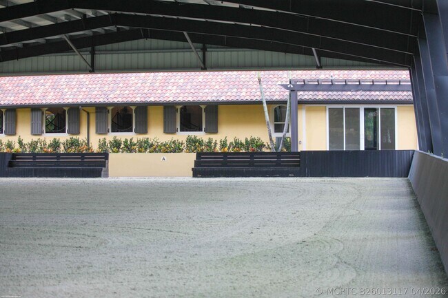 Building Photo - 4985 Stables Way