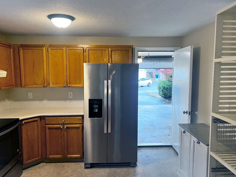 Building Photo - 15807 NE 86th Cir