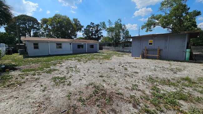 Building Photo - 1307 Park Manor Dr
