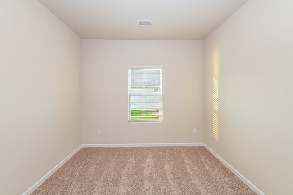 Building Photo - 90 Neuse Holw Ct