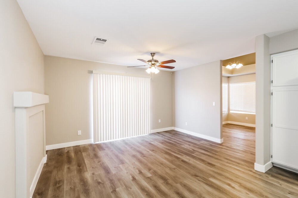 Building Photo - 104 Escada Ln