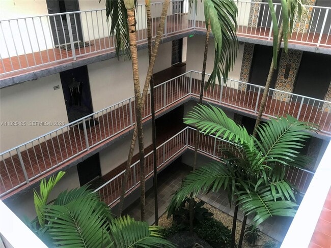 Building Photo - 700 NE 63rd St