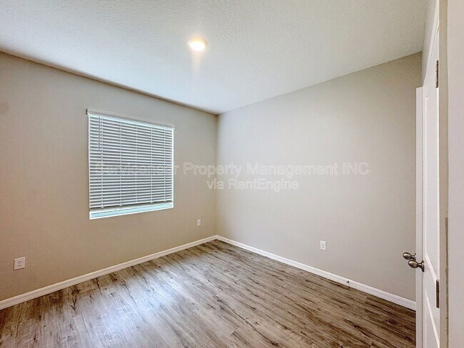 Building Photo - 13542 Golden Lime Ave