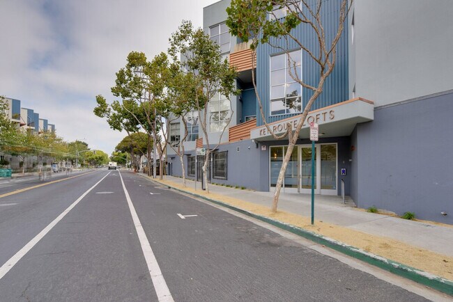 Building Photo - 3960 Adeline St