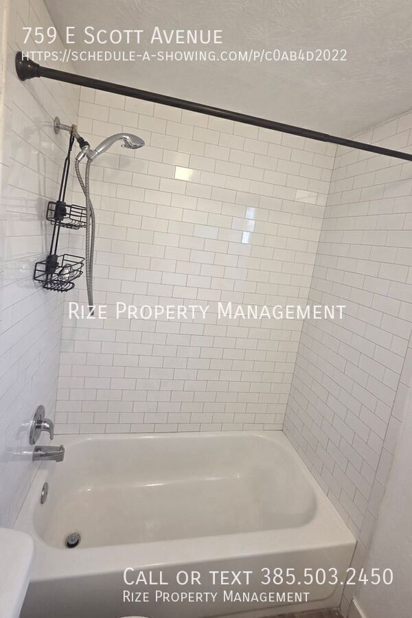 Building Photo - 759 E Scott Ave