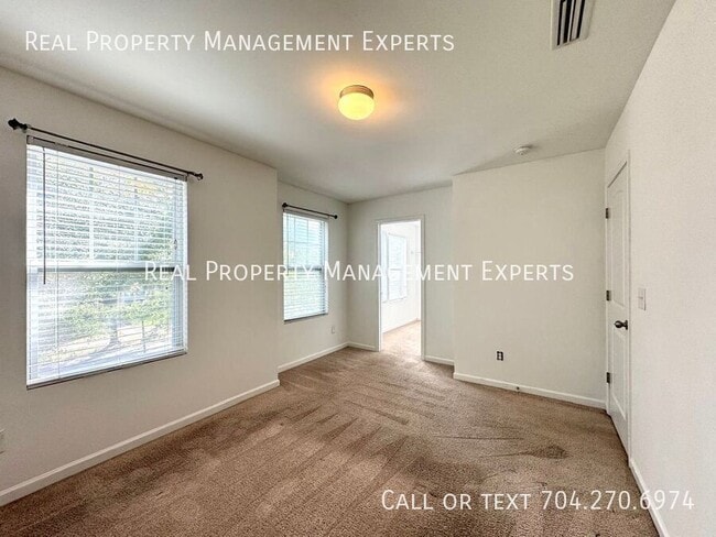 Building Photo - 9851 Hanberry Blvd