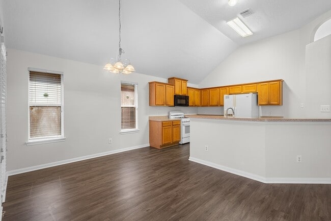 Building Photo - 6222 Founding Dr