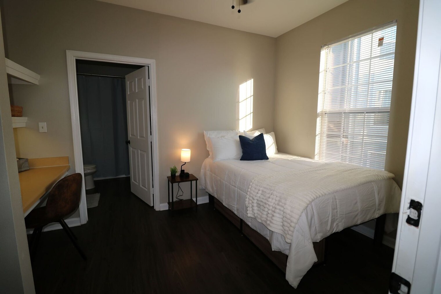 Building Photo - 490 Prospect Rd