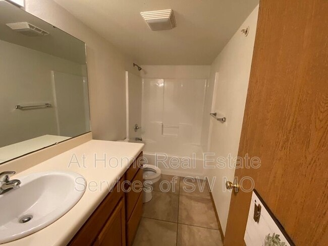 Building Photo - 750 S Campbell Ave