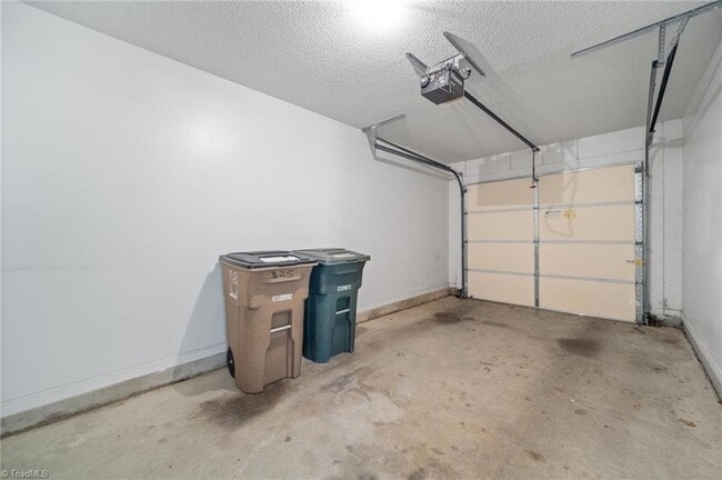 Building Photo - 25 Culpepper Cir