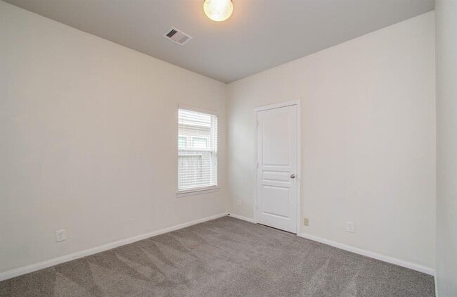 Building Photo - 3102 Gianna Springs Ct