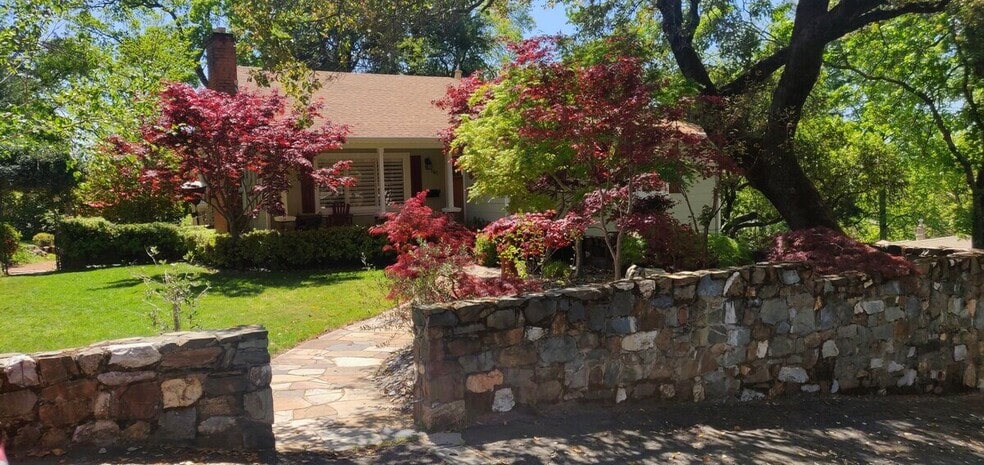 Entrance from Street - 165 Terrace St