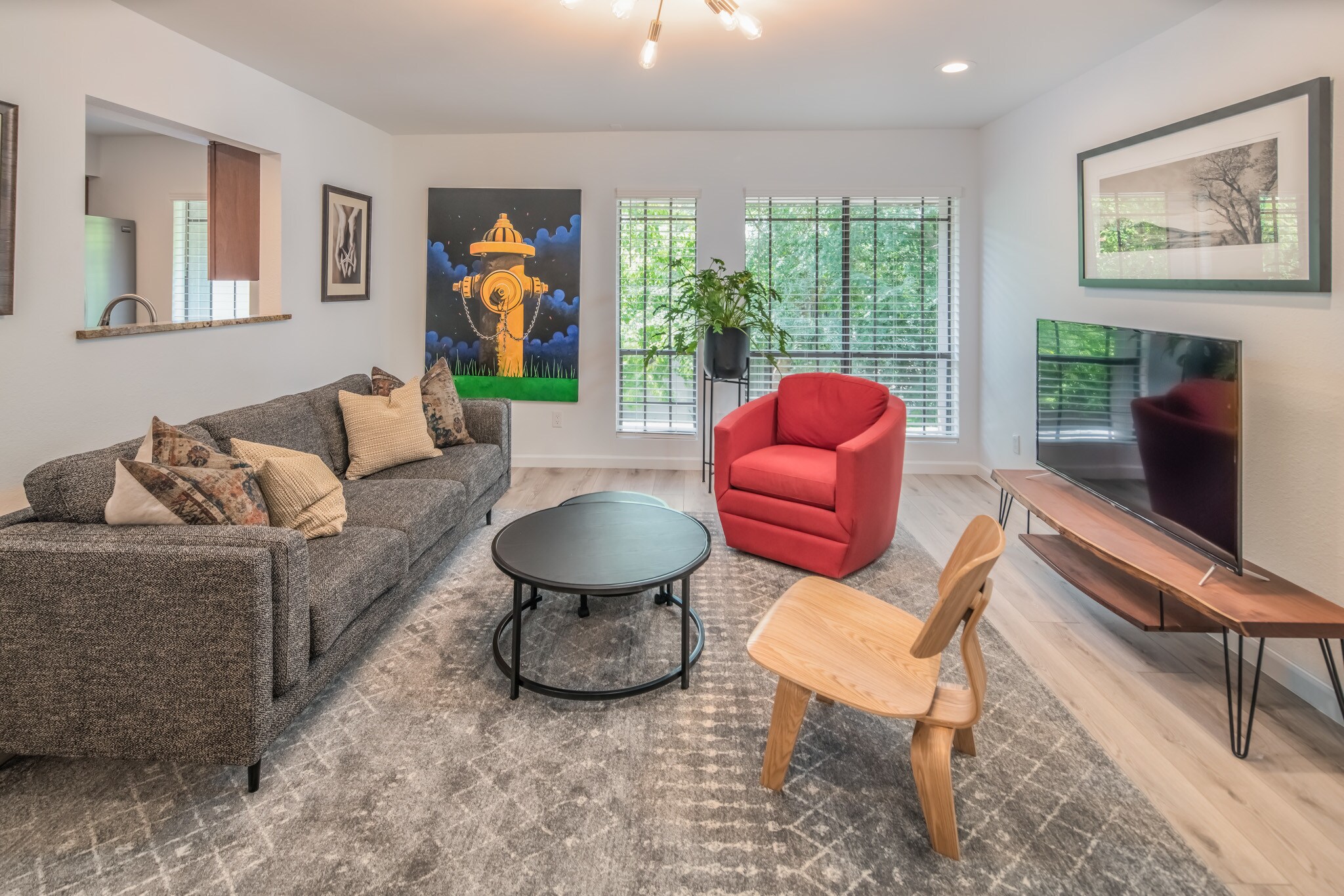 Living Room (ex if furnished) - 5221 N 24th St