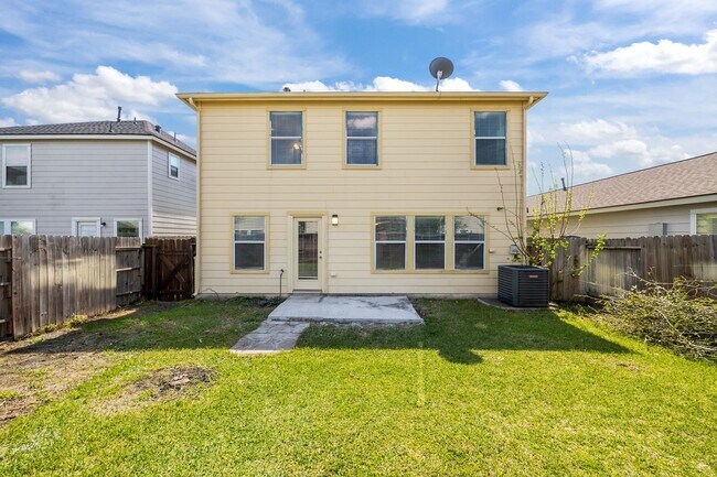 Building Photo - 2715 Skyview Knoll Ct