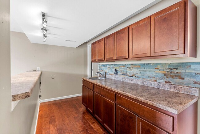 Building Photo - Spacious 3-Bed, 3-Bath Home in Wentzville