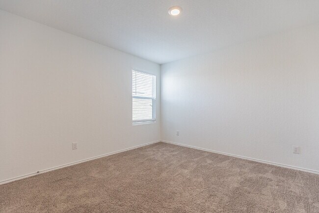 Building Photo - 5319 Hornbeck Hts