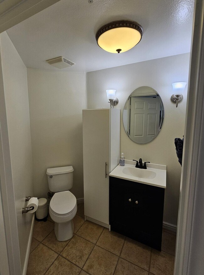 Building Photo - 45245 Seeley Dr