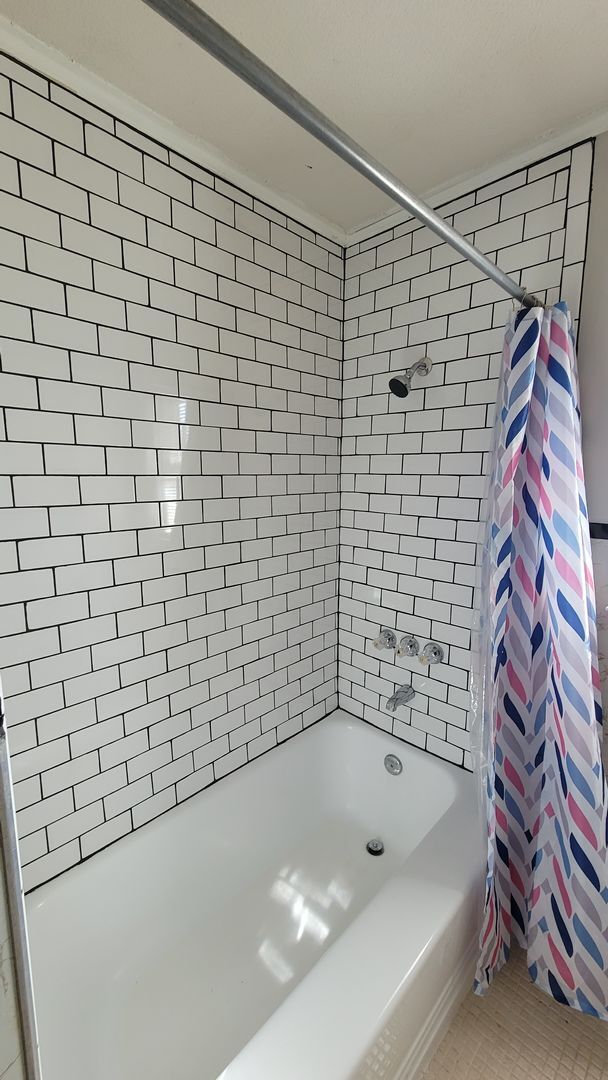 Building Photo - 206 Columbia Ave