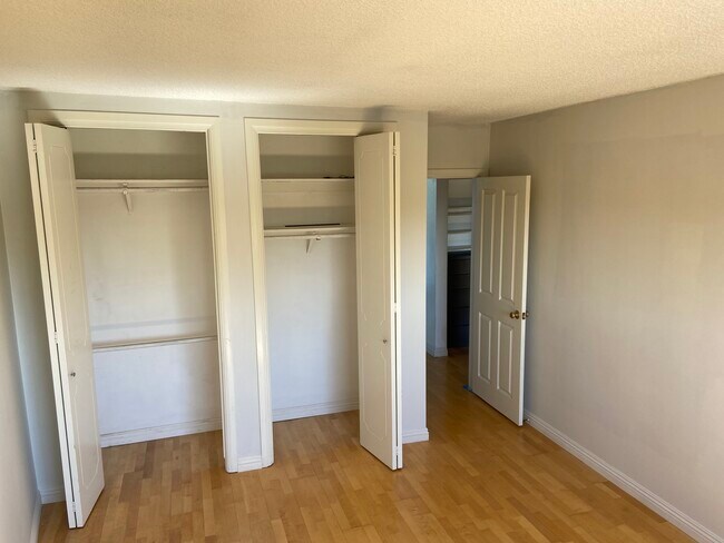 Building Photo - 6601 Springpark Ave