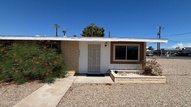 Building Photo - 10370 W Oakmont Dr