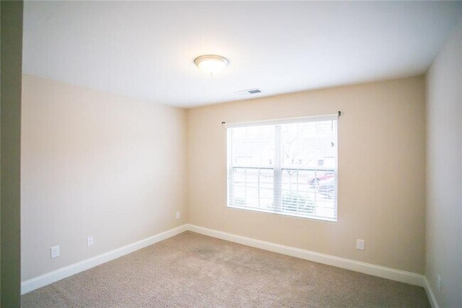 Building Photo - 4719 Sweet Water Dr