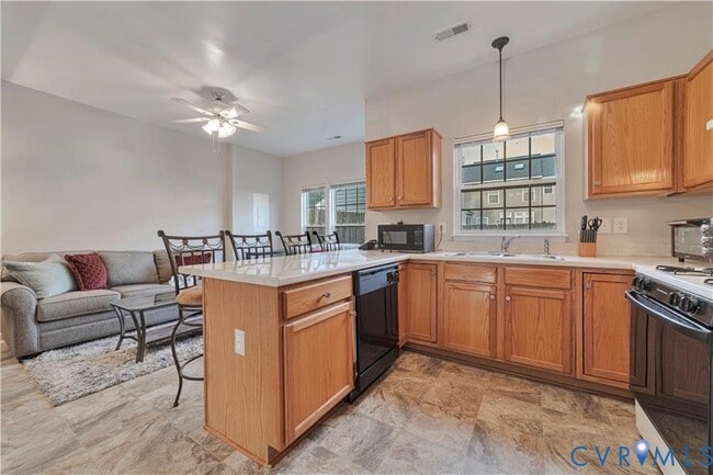 Building Photo - 2545 Mountain Ash Cir