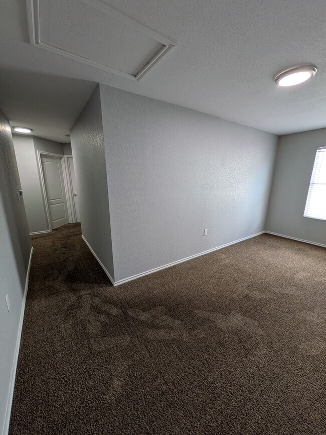 Building Photo - 6130 Wisteria Hill