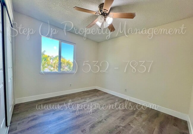 Building Photo - Beautifully Updated 4-Bedroom Home on Half...