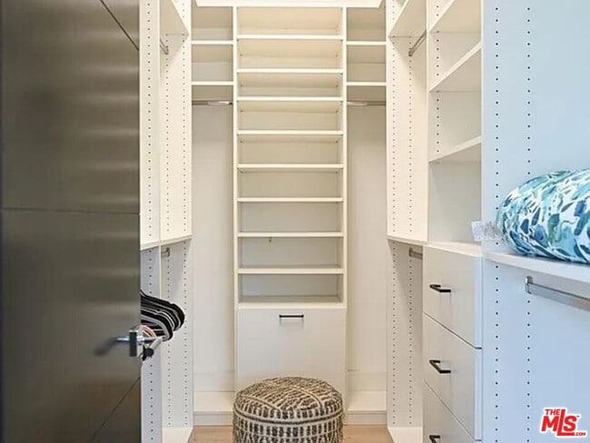 Building Photo - 1410 Coronado Terrace