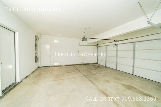 Building Photo - 1413 Haddington Dr