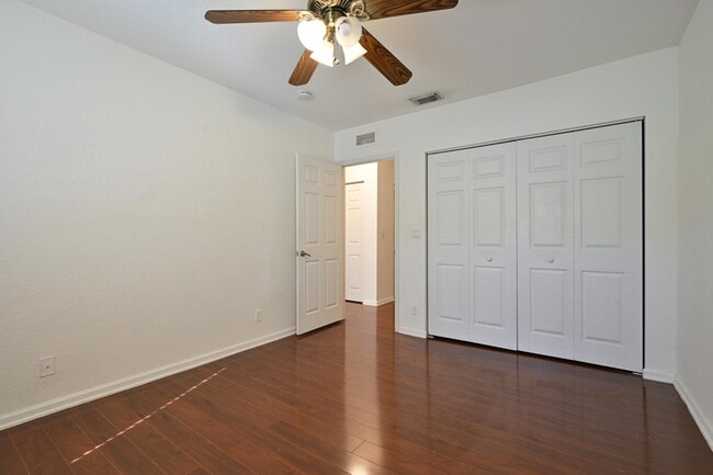 Building Photo - 2789 S Evergreen Cir