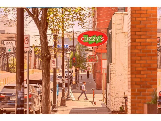 Building Photo - 618 N Washington Ave