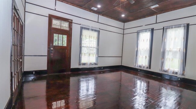 Building Photo - 435 Lexington Ave