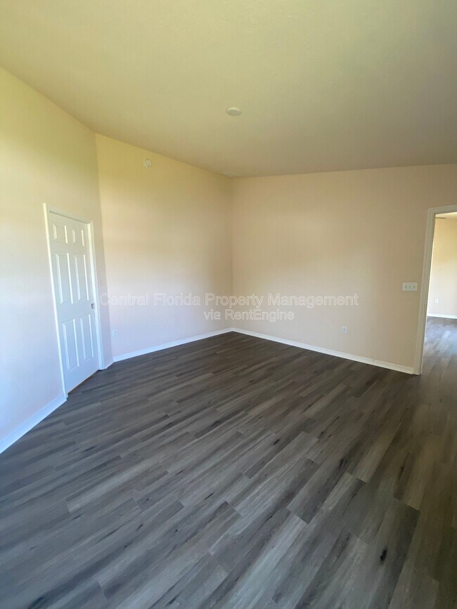 Building Photo - 250 Highland Meadows Ct